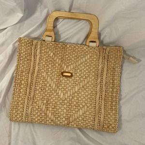 wicker tote